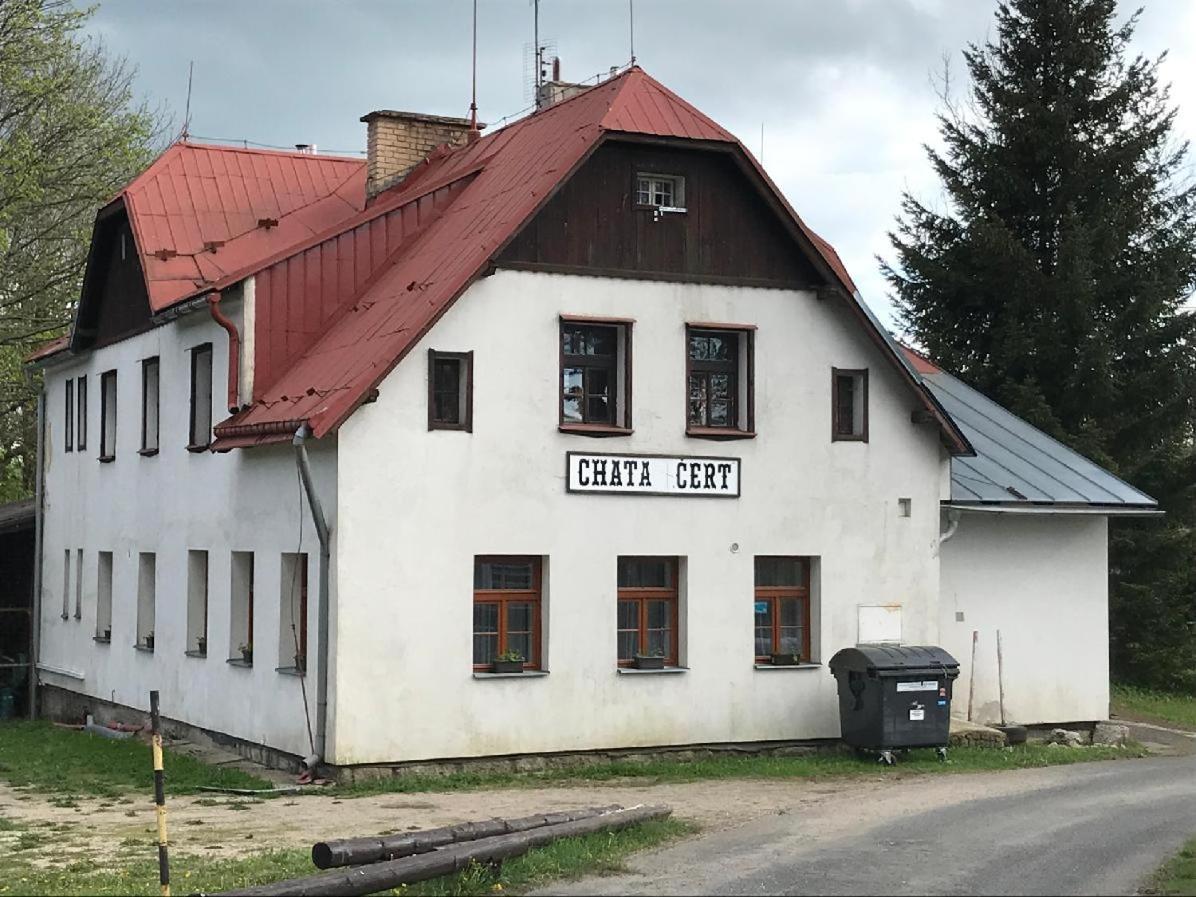 Chata Cert Josefŭv Dŭl Zewnętrze zdjęcie